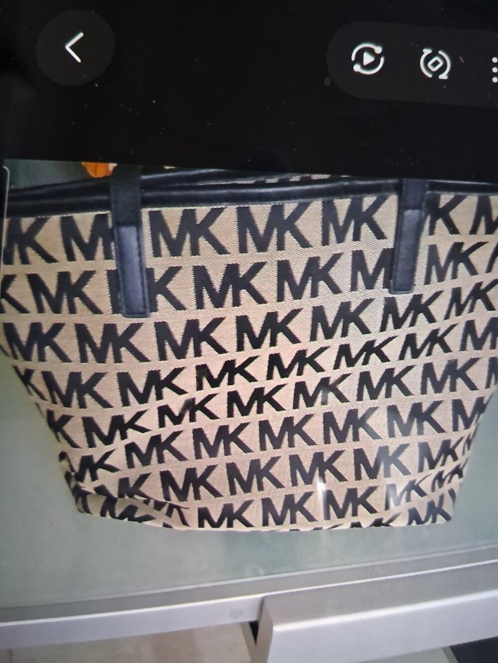 3 DESIGNER BAGS - Picture 3 of 7
